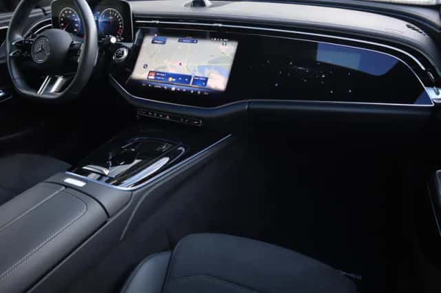 Mercedes-Benz E-Klasse (2024) thumbnail 3
