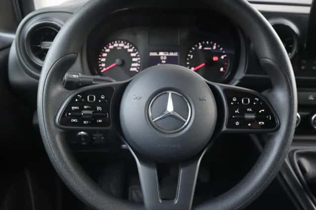 Mercedes-Benz Citan (2024) thumbnail 6