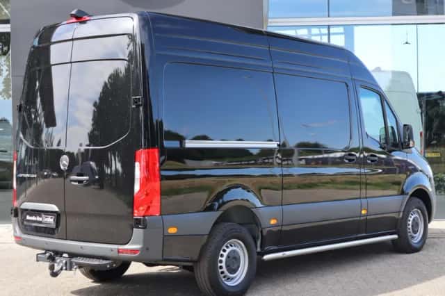 Mercedes-Benz eSprinter (2026) thumbnail 2
