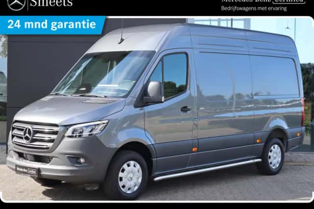 Mercedes-Benz Sprinter (2026) thumbnail 1