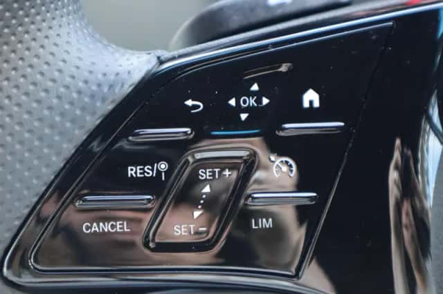 Mercedes-Benz Sprinter (2026) thumbnail 5