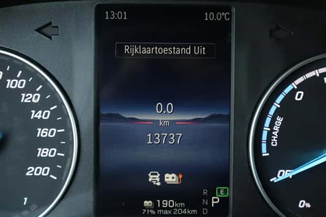 Mercedes-Benz eVito (2024) thumbnail 4