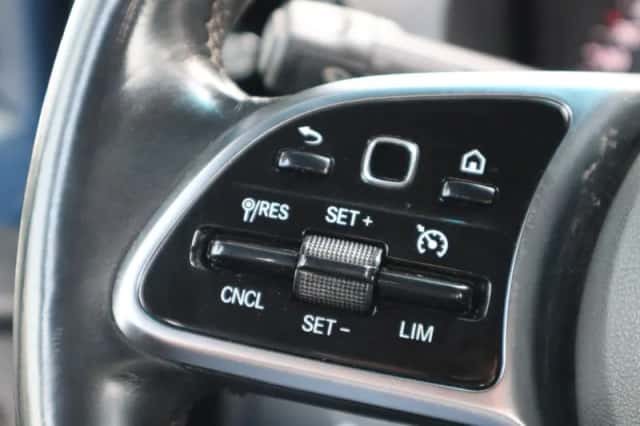 Mercedes-Benz Sprinter (2023) thumbnail 5