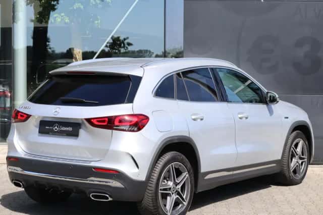 Mercedes-Benz GLA-Klasse (2020) thumbnail 2