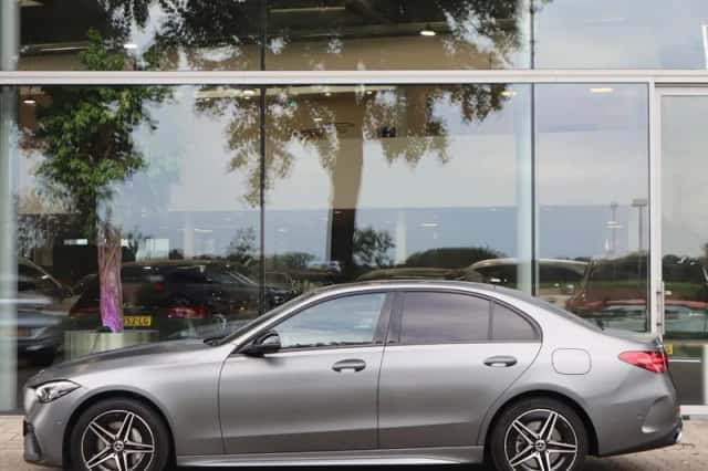Mercedes-Benz C-Klasse (2023) thumbnail 4