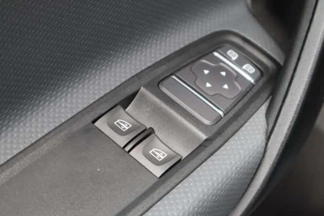 Mercedes-Benz Citan (2024) thumbnail 5