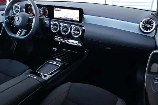 Mercedes-Benz CLA-Klasse (2026) thumbnail 3