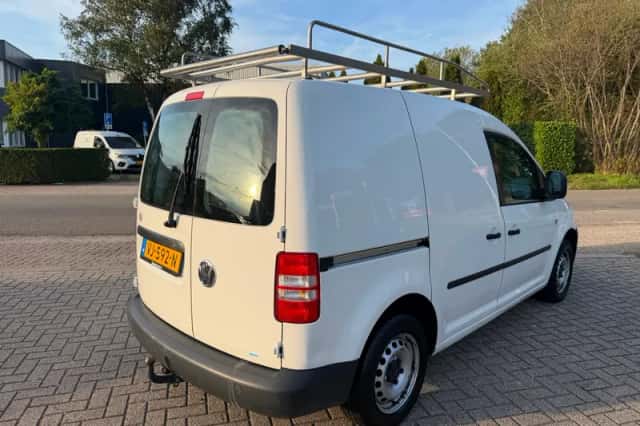 Volkswagen Caddy (2014) thumbnail 5