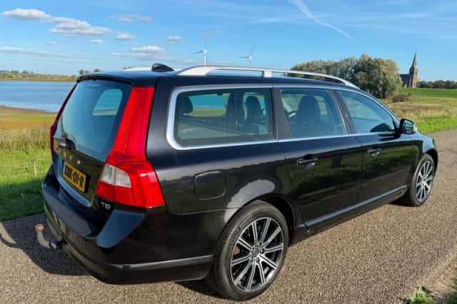 Volvo V70 (2011) thumbnail 6