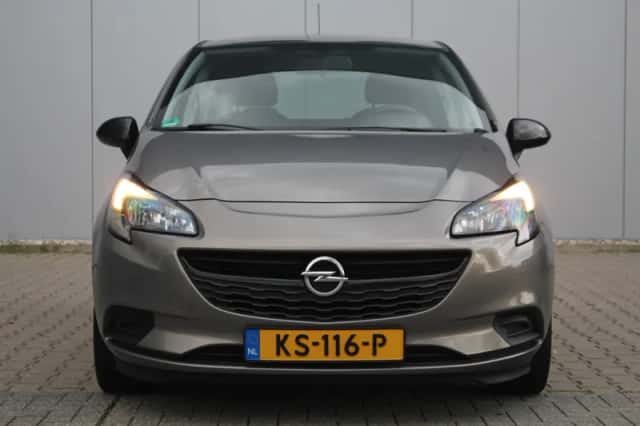 Opel Corsa (2015) thumbnail 2
