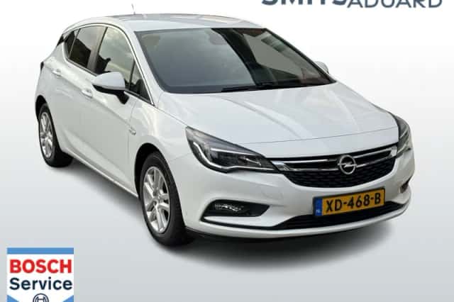 Opel Astra (2018) thumbnail 1