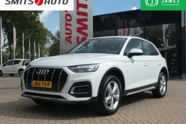 Audi Q5 (2022) thumbnail 1