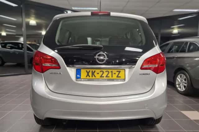 Opel Meriva (2016) thumbnail 3
