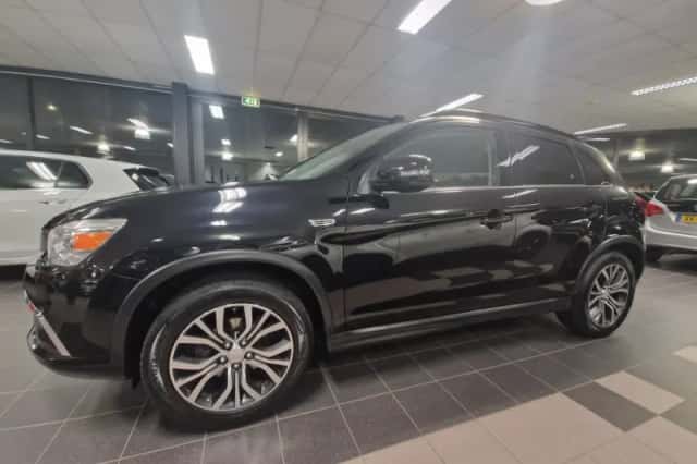 Mitsubishi ASX (2017) thumbnail 2