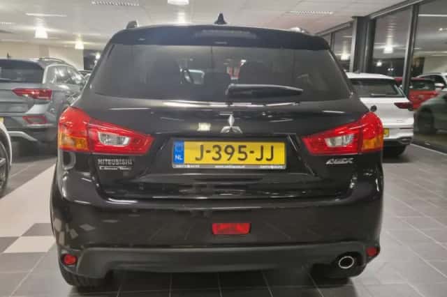 Mitsubishi ASX (2017) thumbnail 4