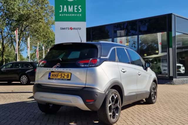 Opel Crossland (2023) thumbnail 3