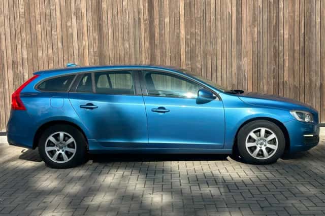 Volvo V60 (2014) thumbnail 6
