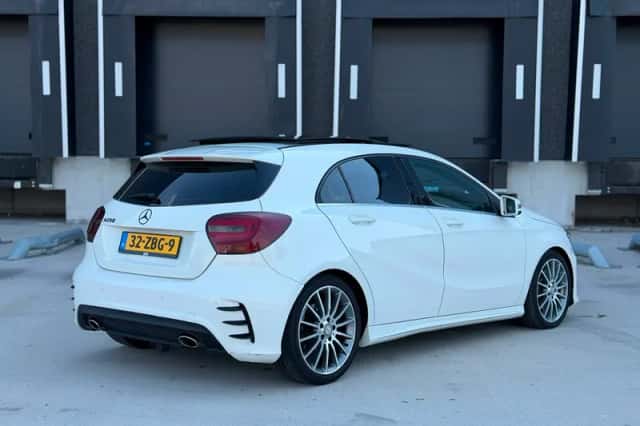 Mercedes-Benz A-Klasse (2012) thumbnail 4