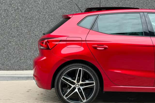 SEAT Ibiza (2019) thumbnail 2