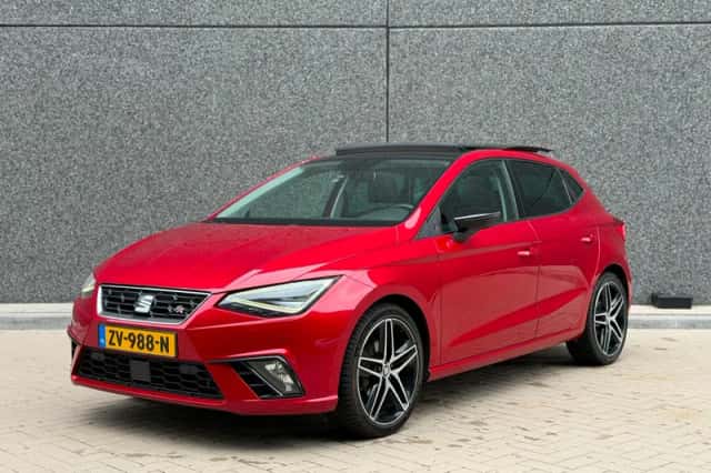 SEAT Ibiza (2019) thumbnail 5