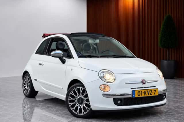 Fiat 500C (2010) thumbnail 1