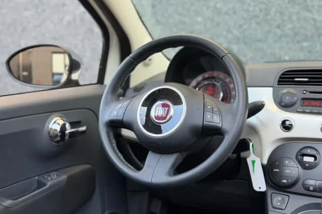 Fiat 500C (2010) thumbnail 3