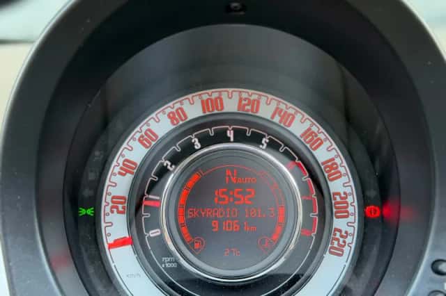 Fiat 500C (2010) thumbnail 4