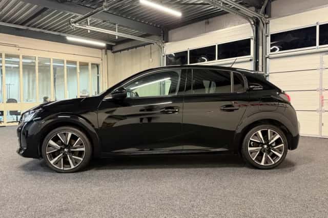 Peugeot 208 (2021) thumbnail 5