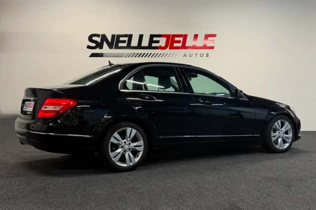 Mercedes-Benz C-Klasse (2012) thumbnail 3