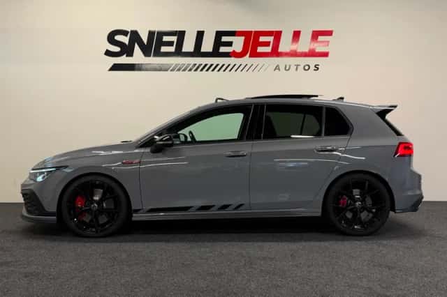Volkswagen Golf (2023) thumbnail 6