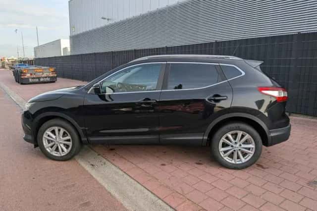 Nissan Qashqai (2014) thumbnail 2