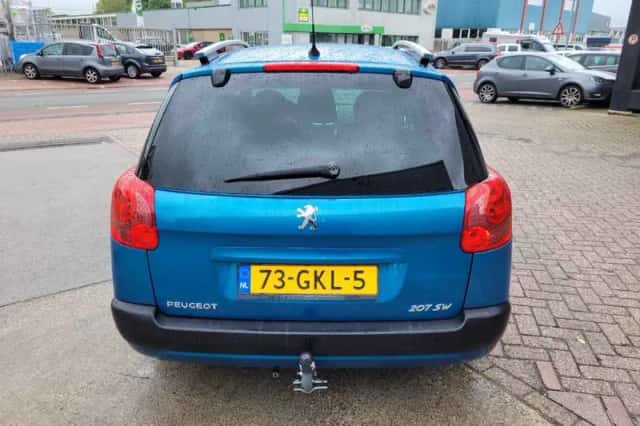 Peugeot 207 (2008) thumbnail 4
