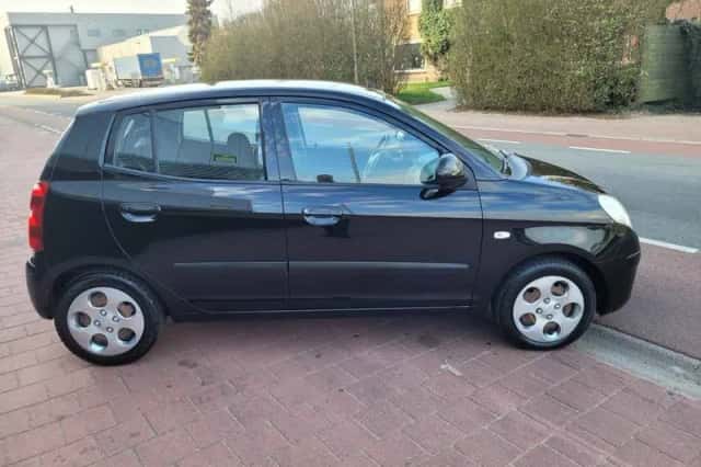 Kia Picanto (2008) thumbnail 6
