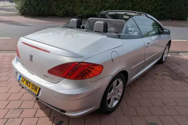Peugeot 307 (2004) thumbnail 5