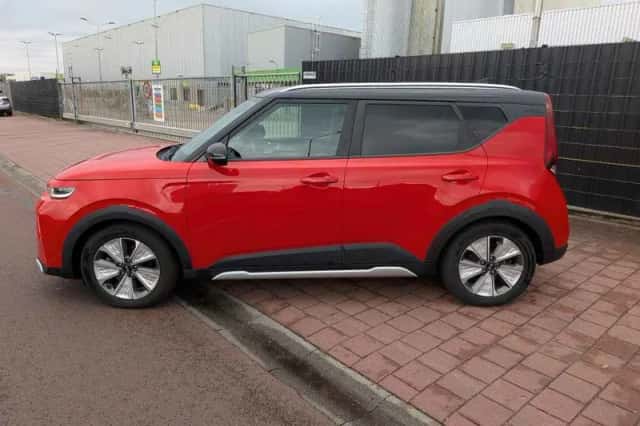 Kia Soul EV (2020) thumbnail 2