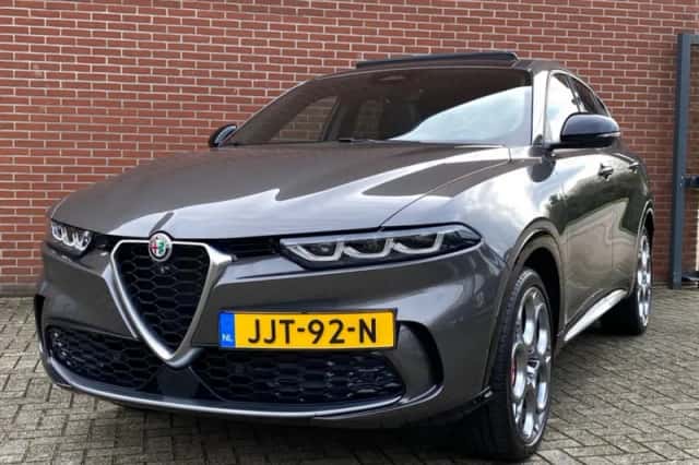 Alfa Romeo Tonale (2024) thumbnail 2
