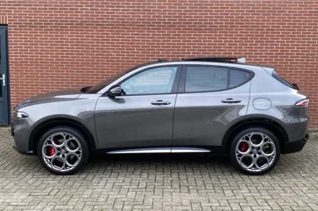 Alfa Romeo Tonale (2024) thumbnail 3