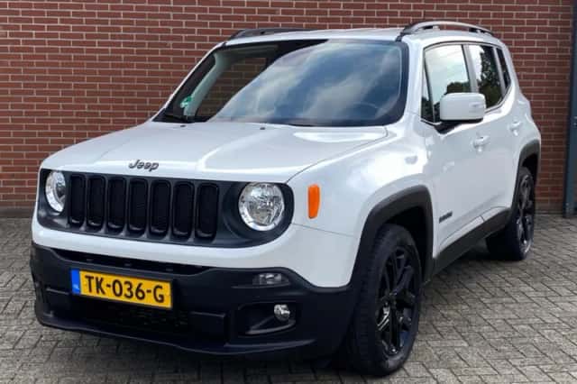 Jeep Renegade (2018) thumbnail 2