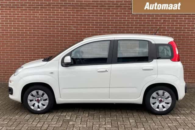 Fiat Panda (2017) thumbnail 2