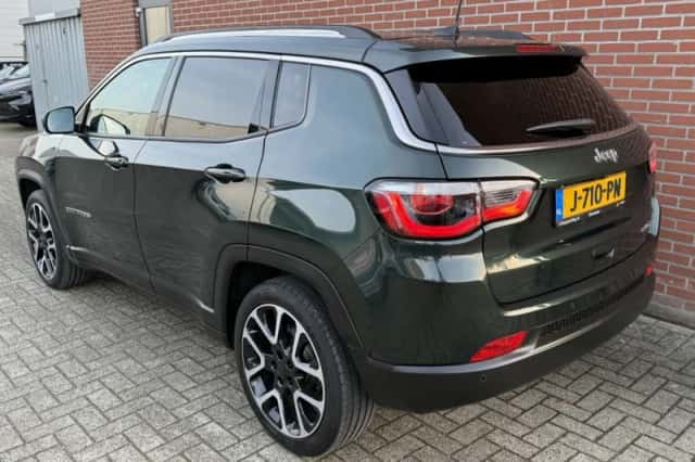 Jeep Compass (2020) thumbnail 3