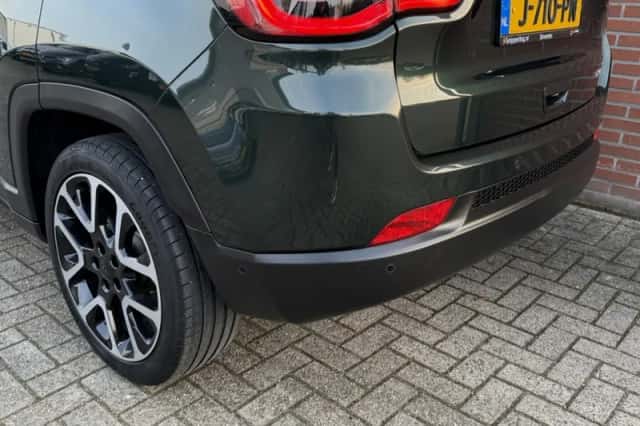 Jeep Compass (2020) thumbnail 4