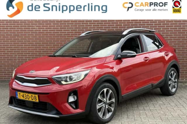 Kia Stonic (2020) thumbnail 1