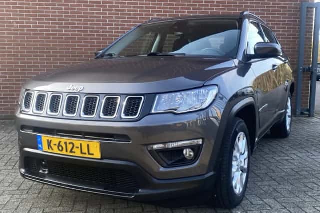 Jeep Compass (2021) thumbnail 2