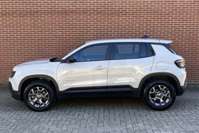 Jeep Avenger (2025) thumbnail 3