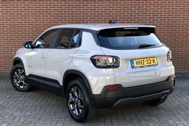 Jeep Avenger (2025) thumbnail 4