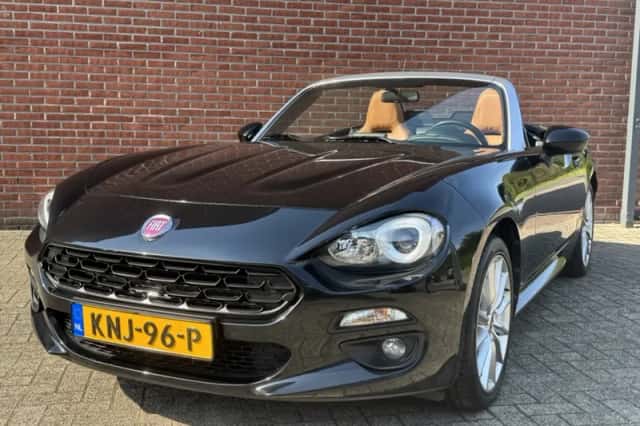 Fiat 124 Spider (2018) thumbnail 2