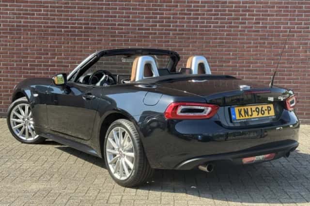 Fiat 124 Spider (2018) thumbnail 4