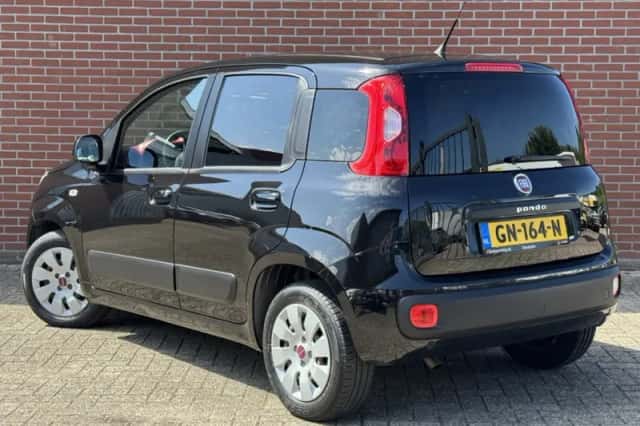 Fiat Panda (2015) thumbnail 4