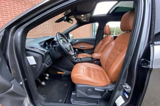 Ford Kuga (2018) thumbnail 6