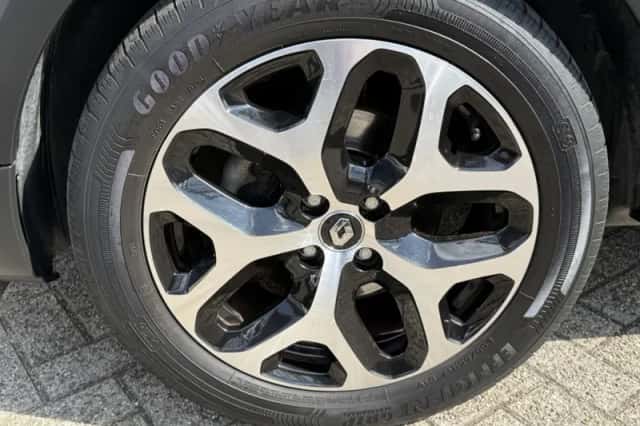 Renault Captur (2018) thumbnail 5